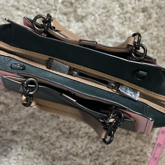 Cute Coach Purse ๐ - Picture 6 of 9